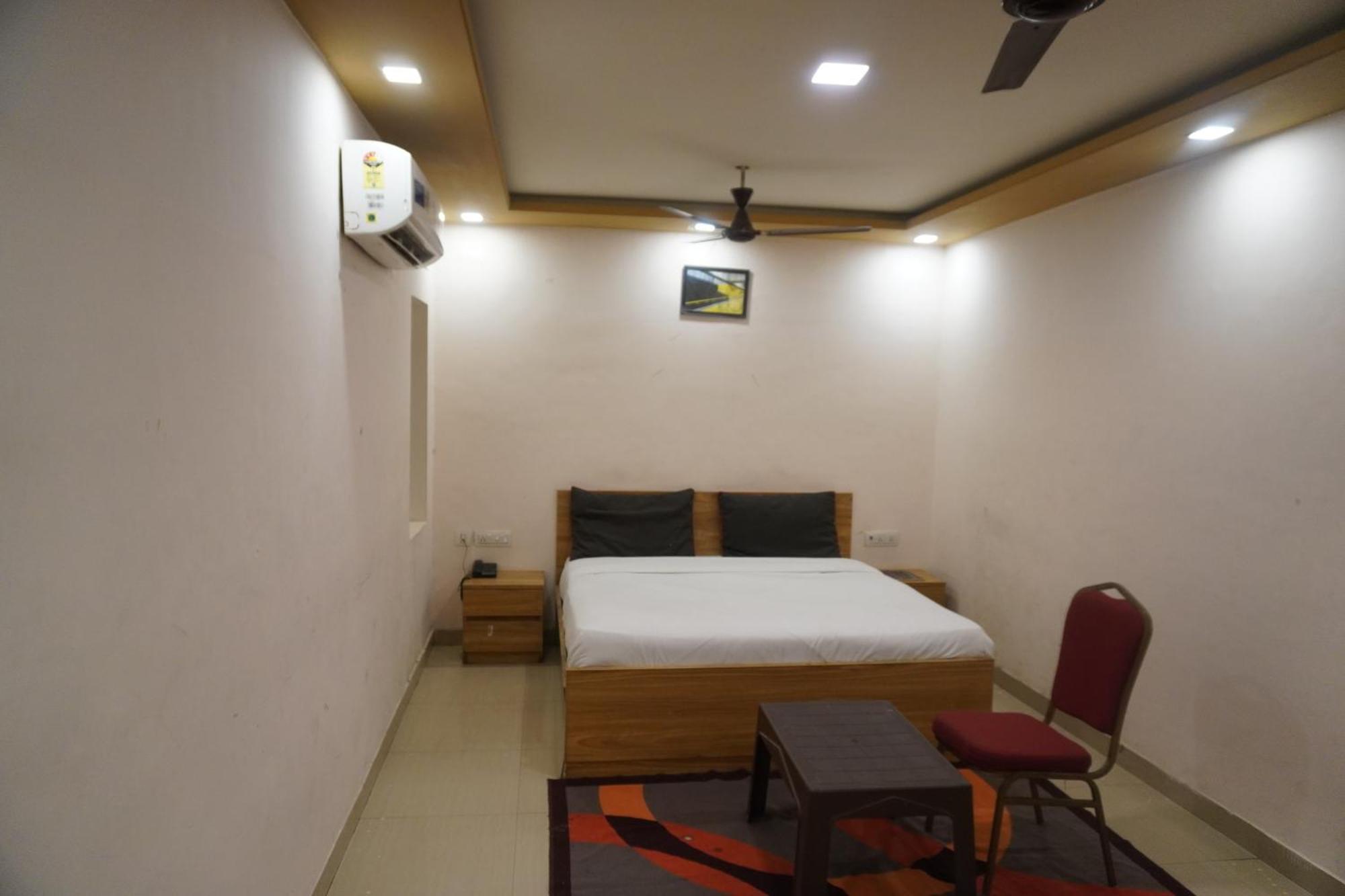 Hotel Bhanwar Niwas ジャイプール エクステリア 写真