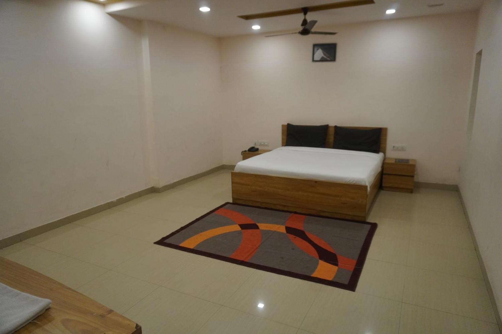 Hotel Bhanwar Niwas ジャイプール エクステリア 写真